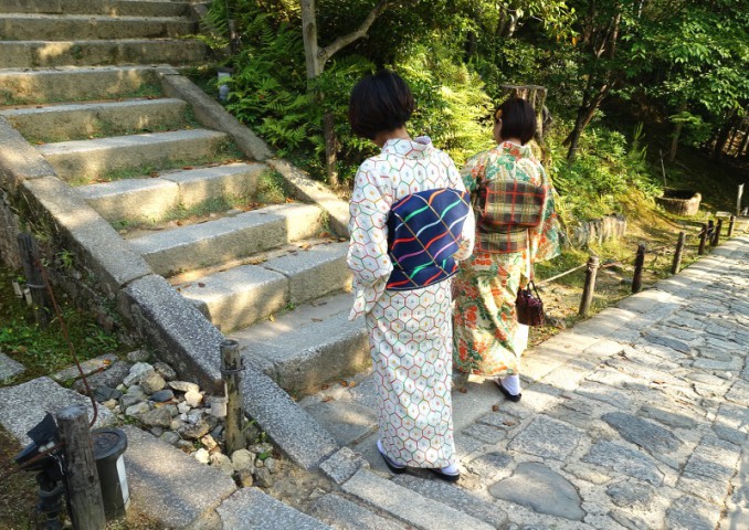 Kodai-ji and kimonos