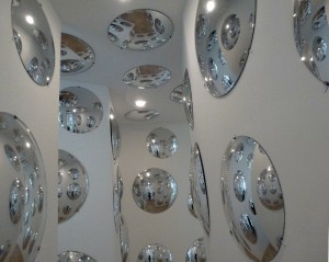 Mirror installation by Yayoi Kusama