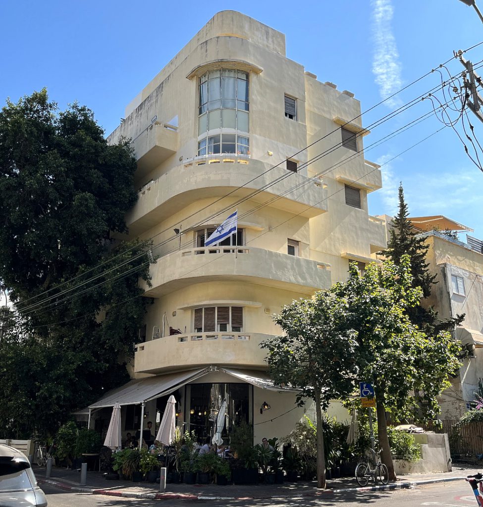 Tel Aviv Café Shneur